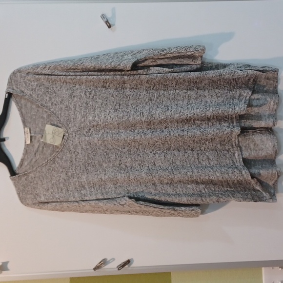 Olivia Rae NWT blk/wht marled dolman slv Vnk Sweater - Picture 3 of 4